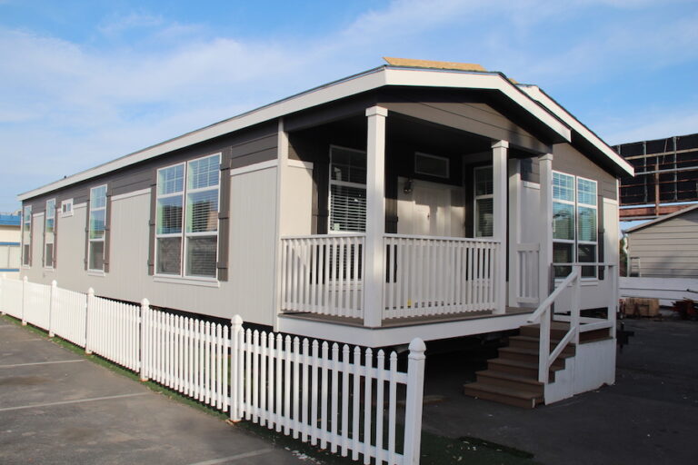 New Manufactured Home On Display! MacyHomes