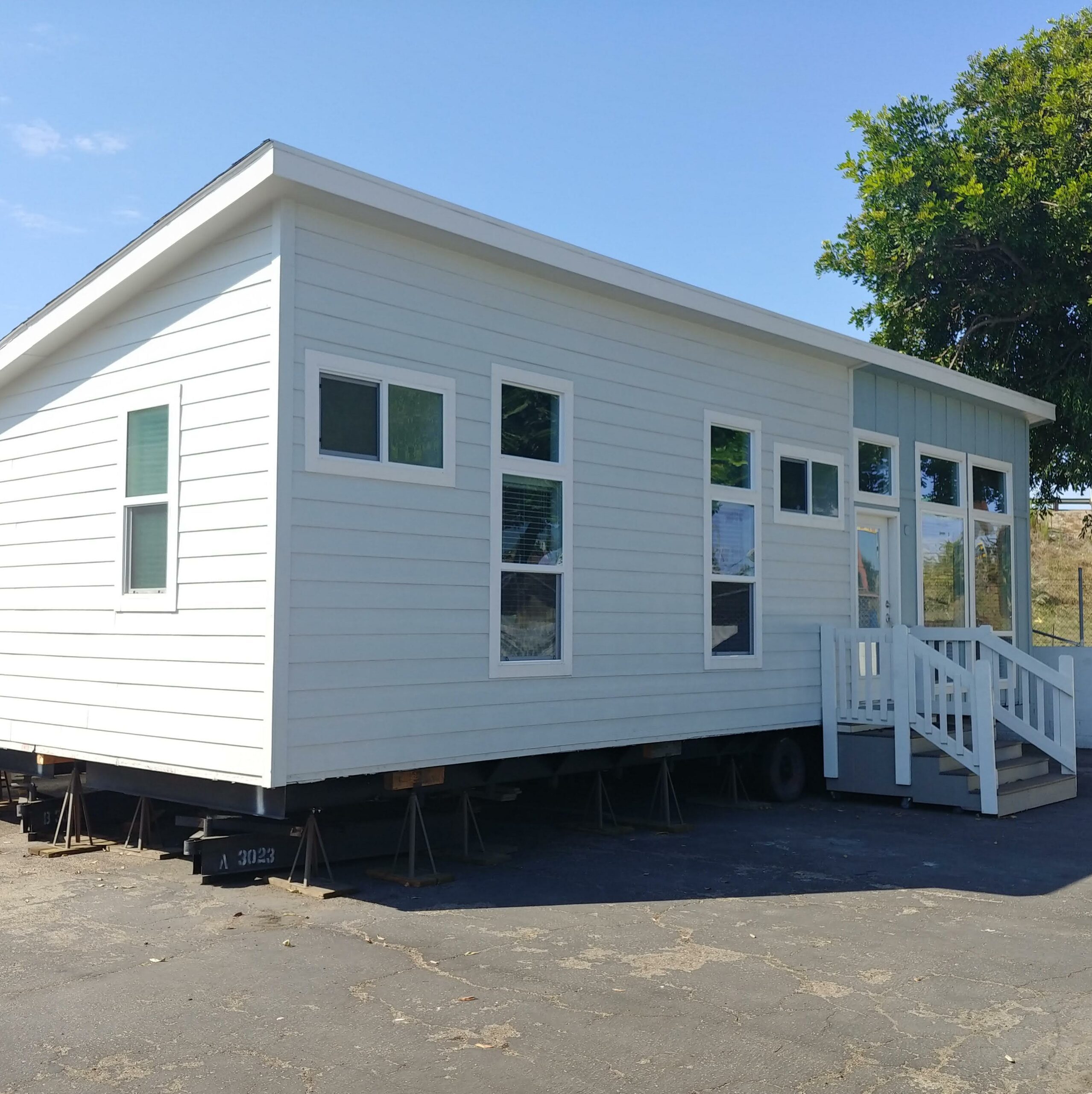 exterior of BD-92 granny flat with mono slope roof